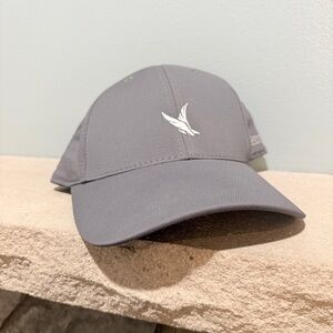 OGIO Gray Baseball Cap with logo. EUC